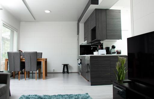 Talo saunalla ja sähköauton oma Type2 latauspiste - Housity