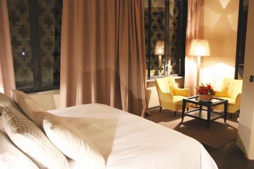 LEAR • Dining Club - Housity