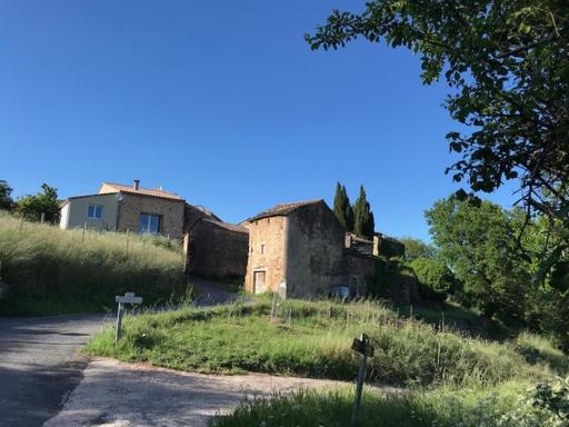appartement de l'église et du château 2 à 15 personnes - Housity