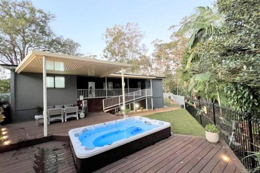 Ally’s Umina Oasis, pet-friendly spa coastal oasis - Housity