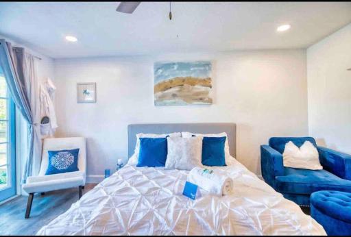 Waterfront Oasis & Rejuvenation Beach Resort - Housity