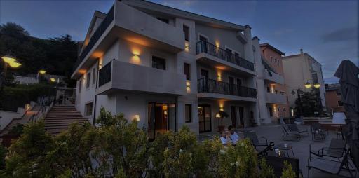 Hotel Colonne - Hizvo