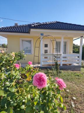Jekina kućica za odmor - Housity