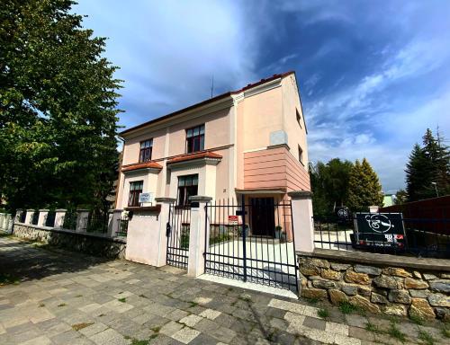 Pension Moravia - Housity