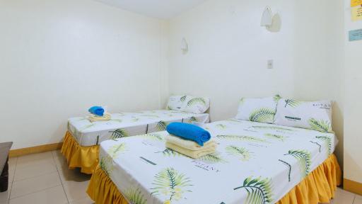 Golden Success Hotel II by RedDoorz - Housity