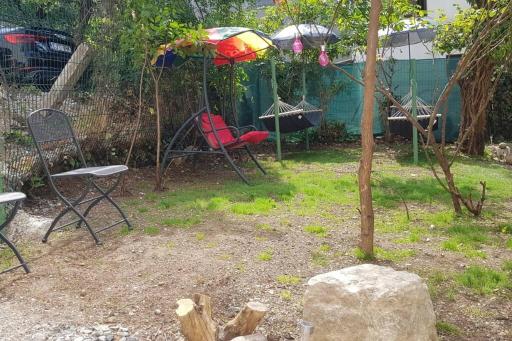 Josephine Central Villa & Garden - Housity