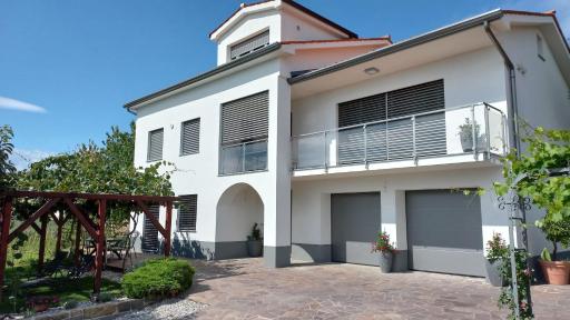 Apartma Nona Roža - Housity
