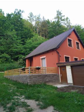 Chata na řece Sázavě - Housity