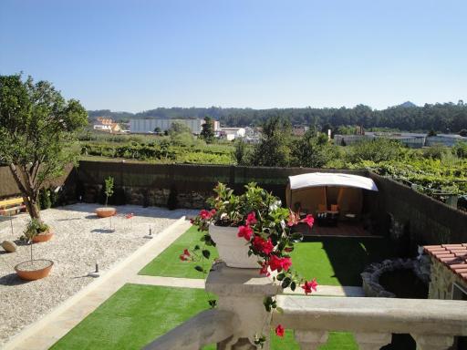 Casa con jardín en Vilagarcía de Arousa - Housity