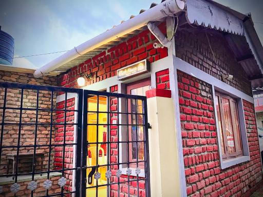 BrickHouse Villa - Housity
