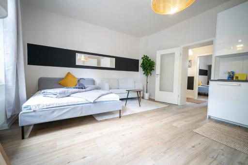 FullHouse - Zwickau - L96 - SmartTV - Nespresso - 2 Queensize Beds - Housity
