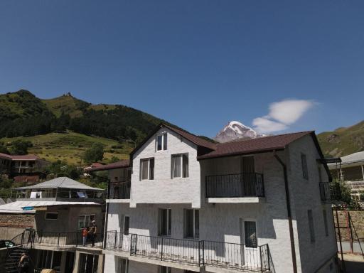 Kazbek view Hostel - Housity