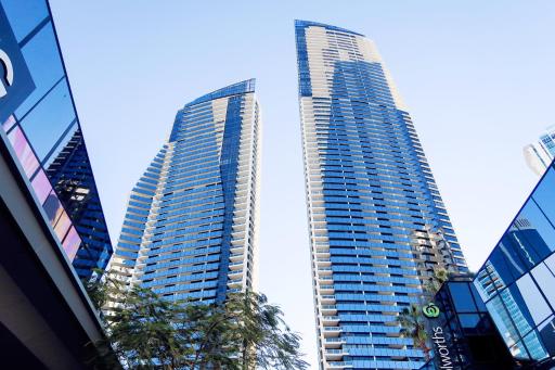Circle On Cavill Surfers Paradise Apartments-Holiday Paradise - Housity