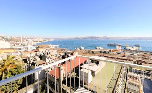 tiyoho - Stylish and Spacious Flat with 2BR Panoramic Bosphorus View - Housity