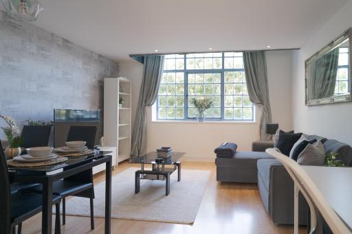 Kenilworth House - Housity