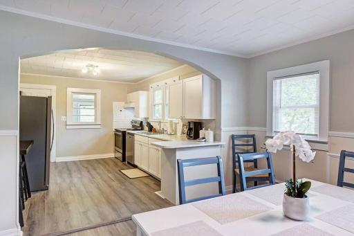 3BR/2 Bath with King and outside fire Pit - Housity