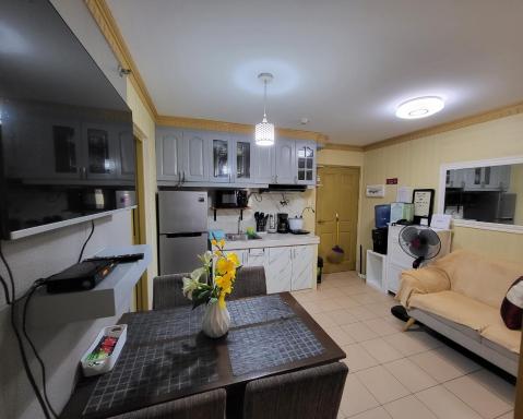 ENTIRE 2BR CONDO UNIT@8 SPATIAL CONDOMINIUM - Housity