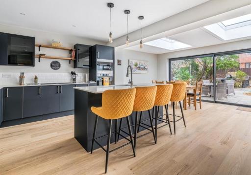 Seaford Retreat with Free Parking By My Getaways - Housity