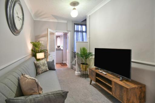 Dante House - Housity
