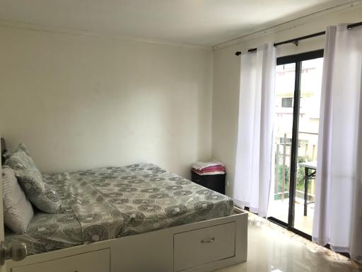 One Oasis 1 BR w/ Balcony - Housity