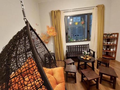 alley homestay - Housity