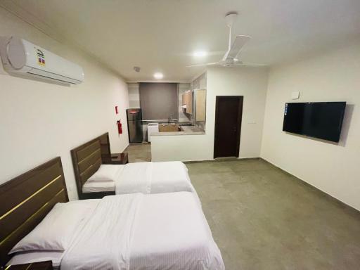 Al Noor Square - Housity