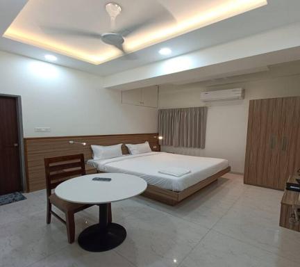 SwageStay Scheme No 114 Near CHL 114 - Housity