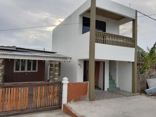 WALDAN ROOMSTAY Pantai Seberang Takir Terengganu Unit C - Housity