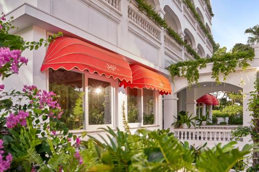 The Postcard Hotel - Housity