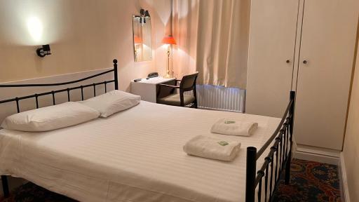 Gresham Hotel Bloomsbury - Housity