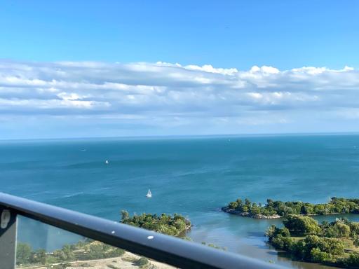 1 bedroom Waterfront Condo Toronto - Housity