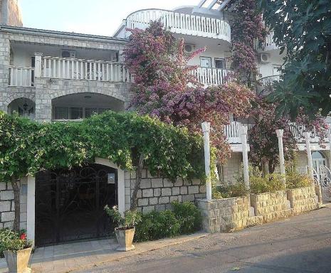 Apartmani Mustur - Housity