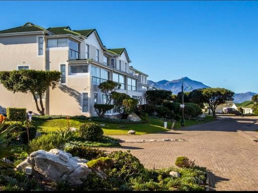 Time To Unwind Unit 35 - Housity