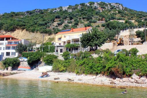 Apartments by the sea Stikovica, Dubrovnik - 4706 - Housity