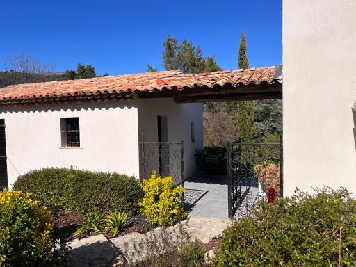 CHAMBRE d'HOTES POUR 2 PERSONNES - Housity