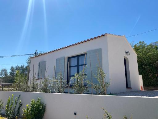 Maison avec vue sur le massif de l Étoile - Housity