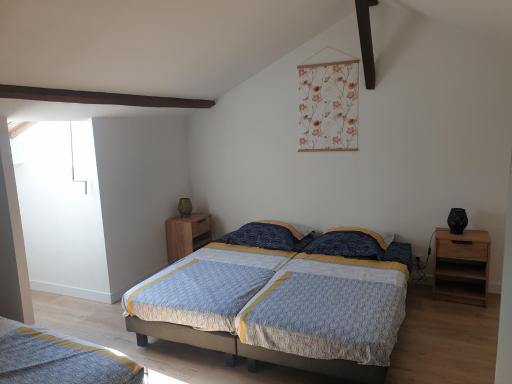 Charmante maison mitoyenne sur 2 niveaux - Housity
