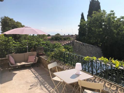 Maison au calme au coeur de village - Housity