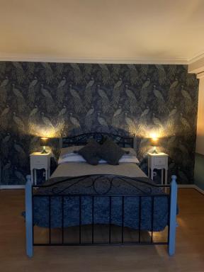 Chez Le Chat Bleu - Housity