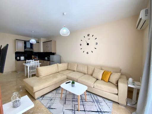 Chlo apartment 2 Tirana - Housity