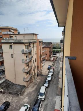 APPARTAMENTO IN SOTTOMARINA DI CHIOGGIA - Housity