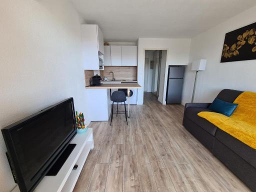 Studio Le Dolce Vita - Fréjus Plage - Tout à pied - Clim - WIFI - Balcon ensoleillé - Housity