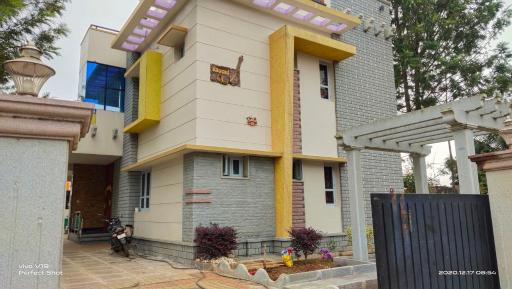 Hombaale - Housity