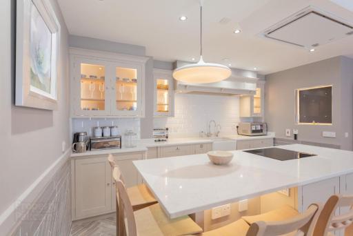 Belfast City Centre Luxury Apartment - Housity