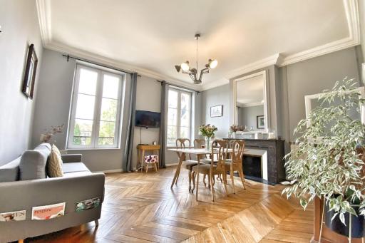 Au fil de l'eau - Housity