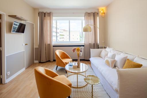 The Cozy Trocadero - Housity