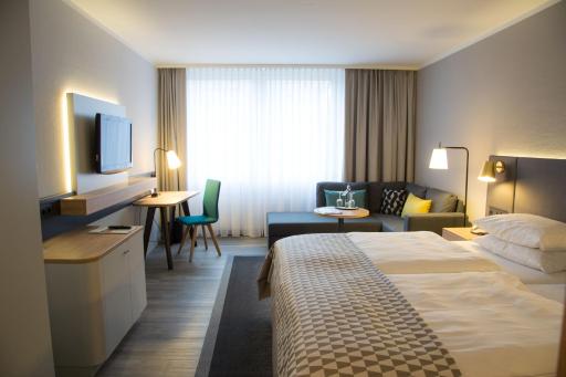 Holiday Inn Düsseldorf-Neuss, ein IHG Hotel - Housity