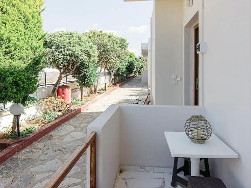 Hersonissos Modern One Bedroom Apartment Beachside - Housity