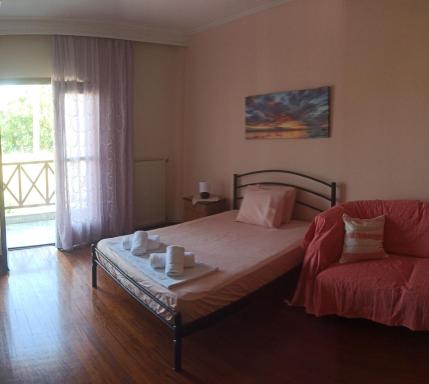 FAMILY'S HOUSE Near The Beach - Housity