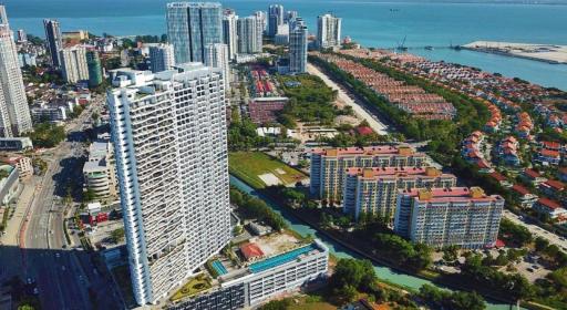 The Landmark Seaview Netflix By Blue Sky Holidays - Housity
